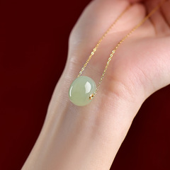 Hetian jade lucky charm necklace pendant clavicle chain fresh and elegant design Instagram-style minimalist clavicle chain