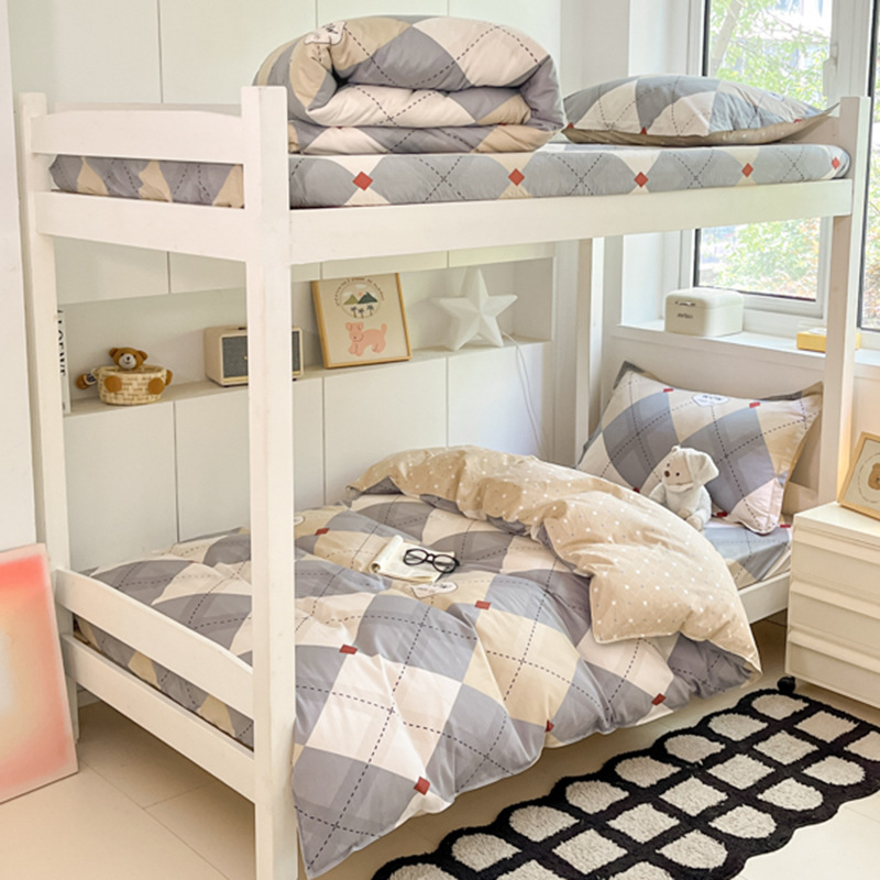 Juego de sábanas impresas de algodón de cuatro piezas Juego de tres piezas para estudiantes individual y doble, dormitorio doméstico de primavera y verano, sábanas lavables a máquina