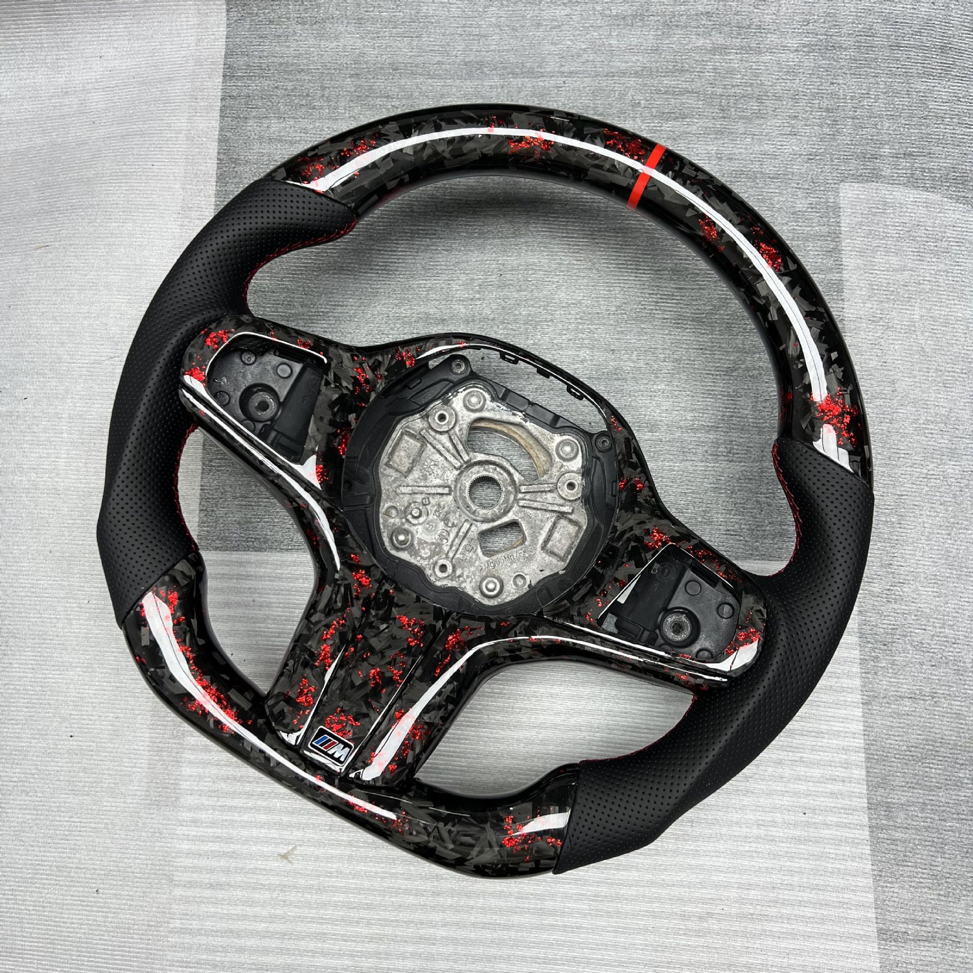 Suitable for Bmw Carbon Fiber Steering Wheel Processing and Customization, G38/G Chassis/Steering Wheel Full Series Upgrade Modification