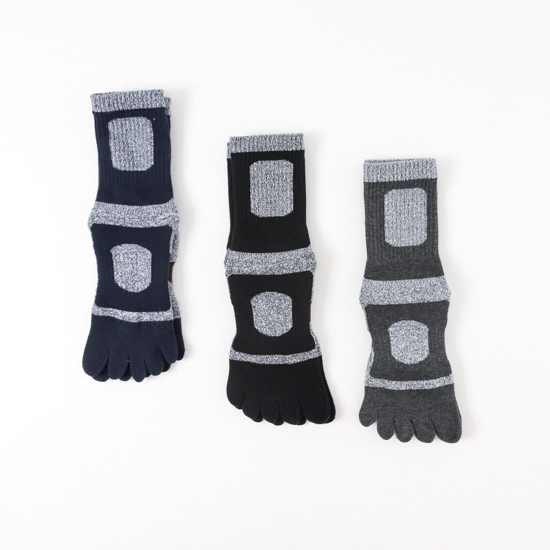Sports Five-Toe Socks for Men and Women, Mid-Calf, Non-Slip, Sweat-Absorbent, Breathable, Split-Toe Socks for Running, Fitness, Yoga, Professional Compression Socks Sports Five-Toe Socks for Men and Women, Mid-Calf, Non-Slip, Sweat-Absorbent, Breathable, Split-Toe Socks for Running, Fitness, Yoga, Professional Compression Socks