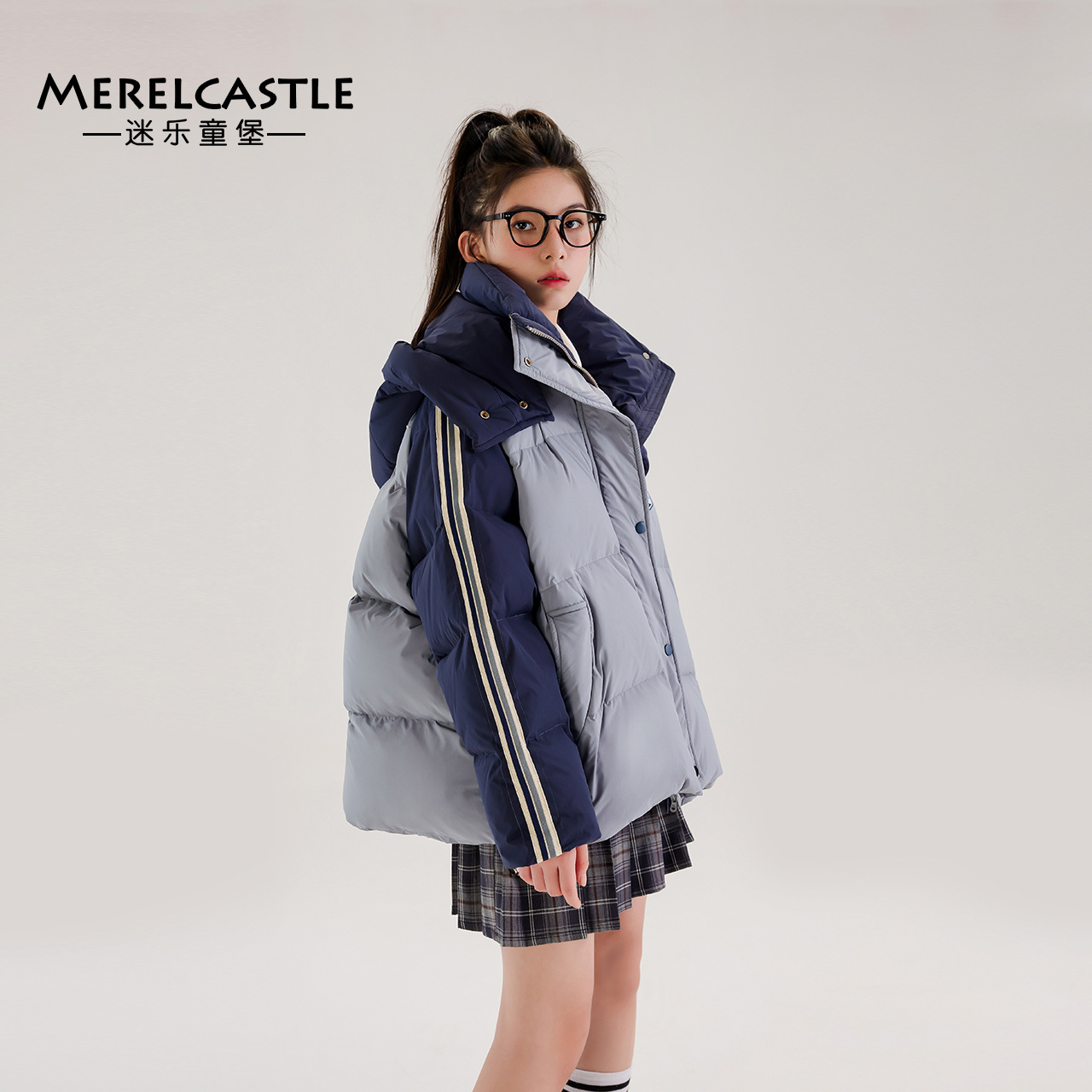 Girls' down jacket, winter 2024 new style, junior high school student school style, thickened winter clothes, girls' short hooded coat
