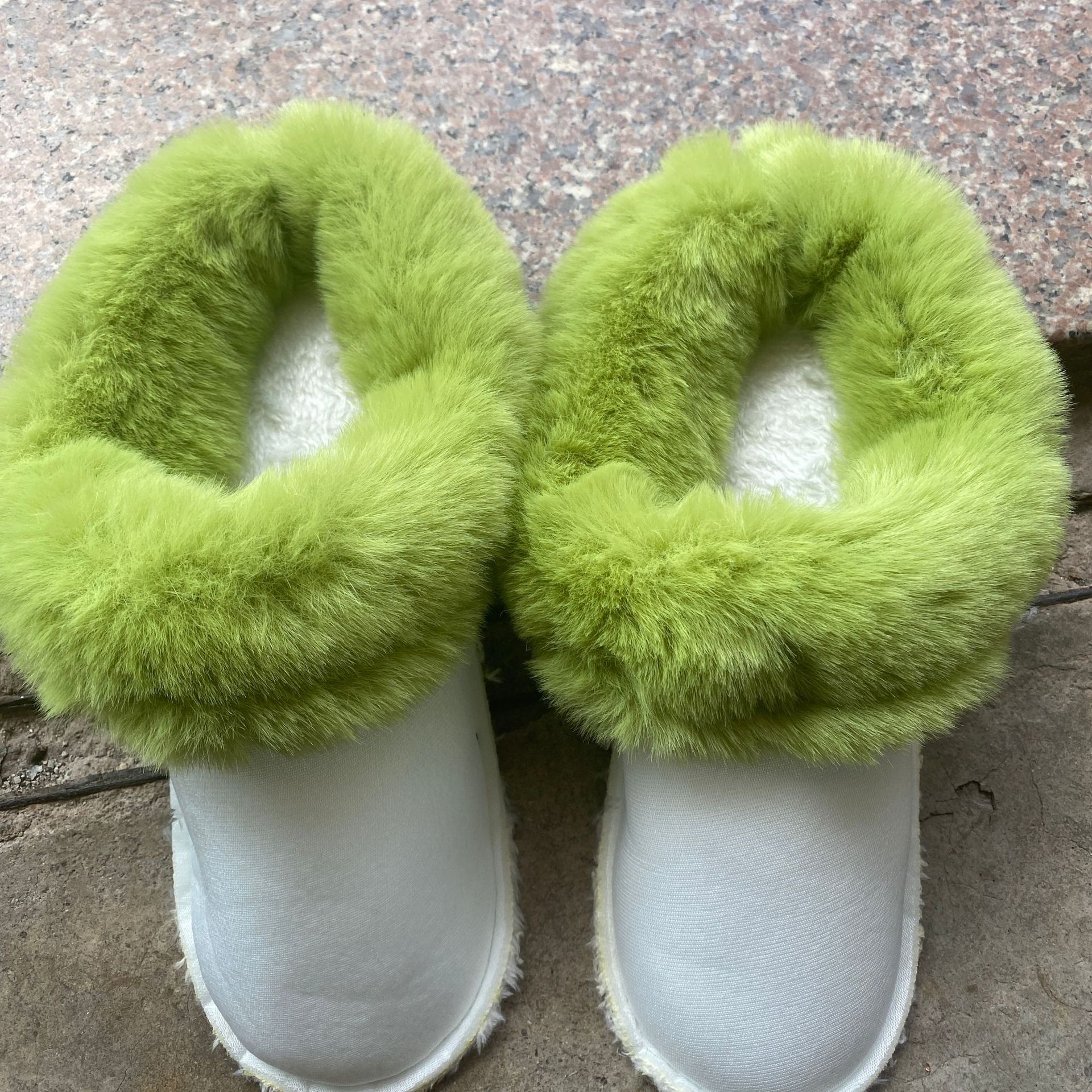 棉套冬季保暖鞋套可拆洗加厚软毛绒套批发加绒洞洞鞋内胆棉套批发