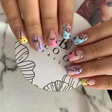 �羳���Q����ָ��Ƭ�ɹ�ɫ�ھ�����Ӣ�ĉT�f�۾��������з��ͼ�Ƭ