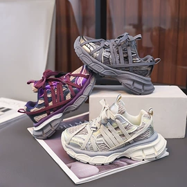 童皮鞋;童凉鞋;童棉鞋