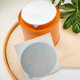 Tinplate cans self-adhesive sealing film metal tea cans sealed aluminum foil without equipment manual operation can be bonded