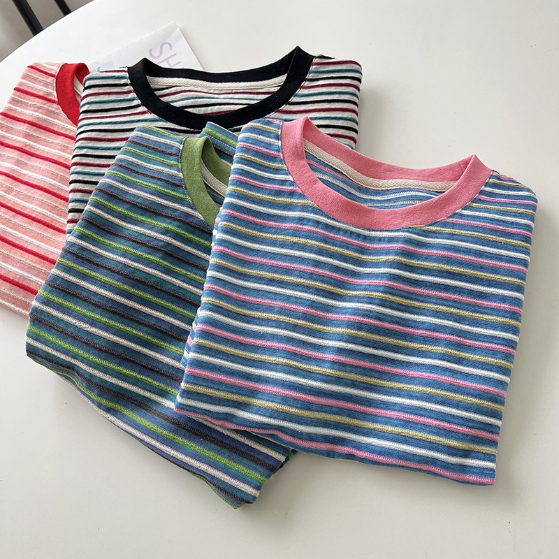 Color-Blocking 3D Striped T-Shirt for Women, Short-Sleeved, Summer 2026 New Style, Age-Reducing, Loose Fit, Casual, Slimming, Short Top