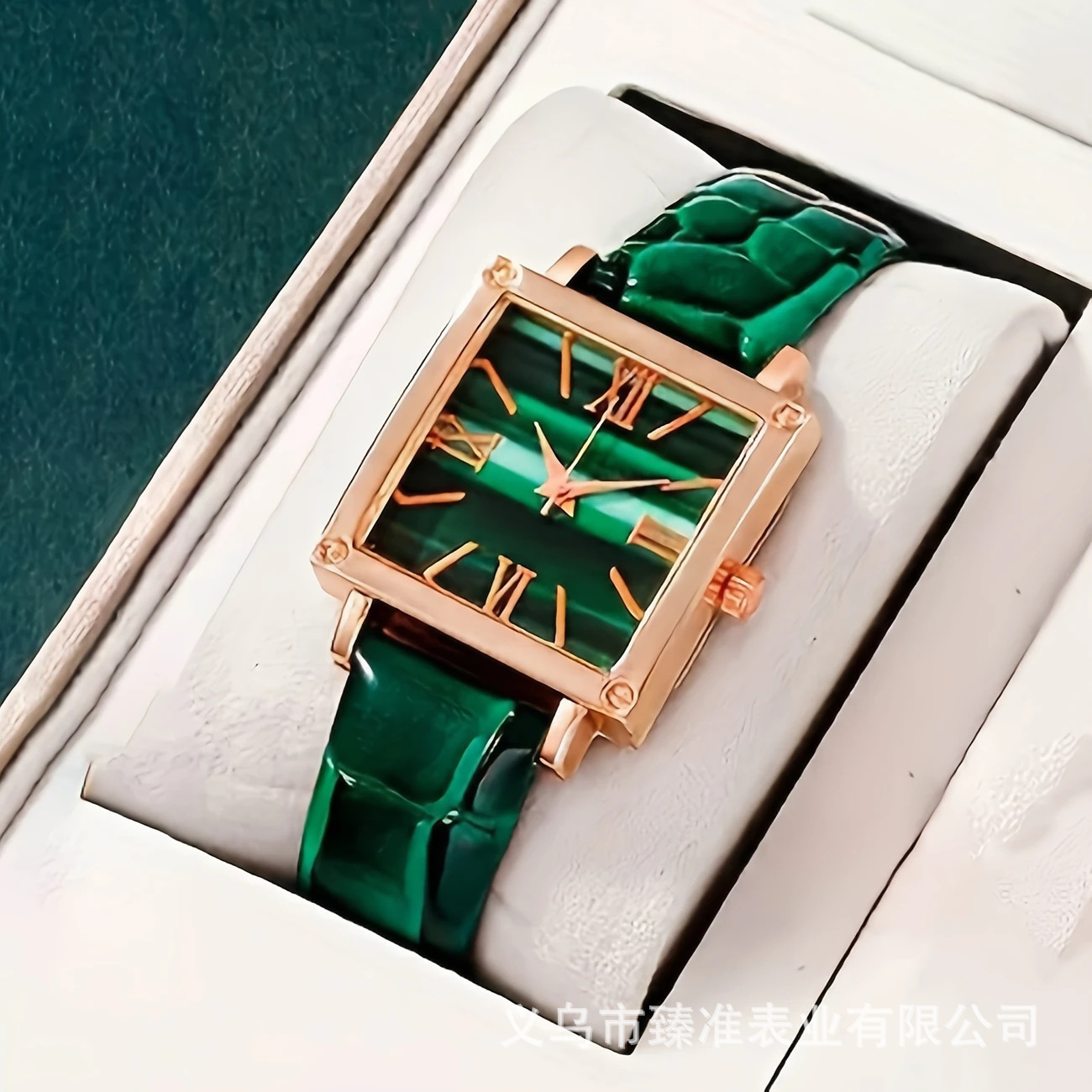 2026 New Light Luxury Style Square Watch for Women, Roman Numerals, Vintage Peacock Pattern Leather Strap, Factory Direct Sale