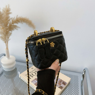 Cross-border New Retro Hand-carried Fashion Bucket Bag Women's Chanel-style Rhombic Chain Shoulder Bag All-match Crossbody Bag