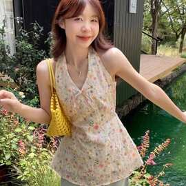 挂脖绑带绣花背心碎花衬衫女装早春新款韩版气质洋气无袖上衣
