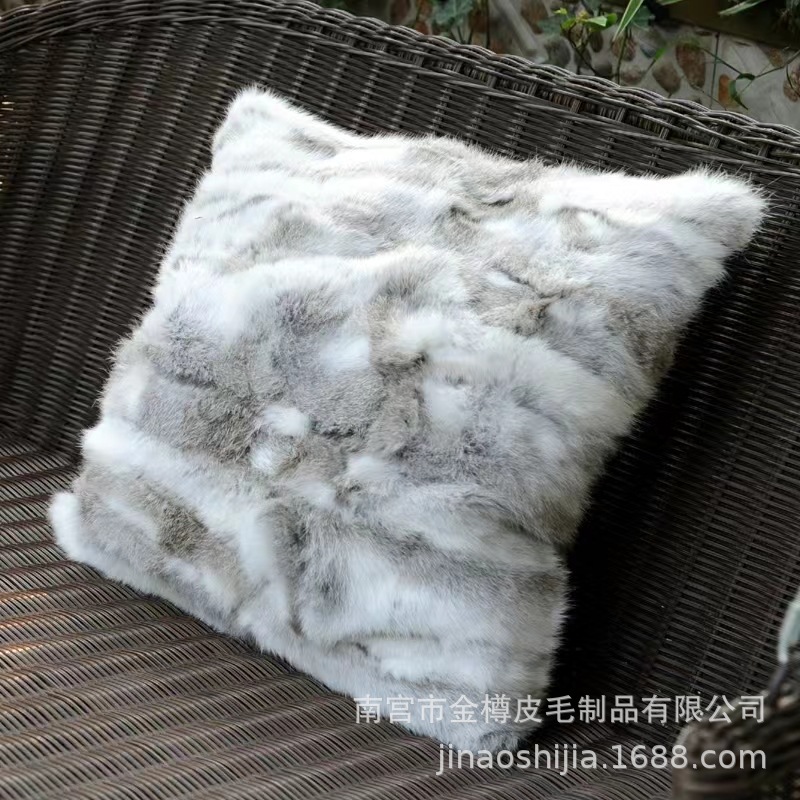 2024新款网红獭兔毛皮草抱枕短毛绒汽车靠垫卧室床头客厅沙发靠枕|ms