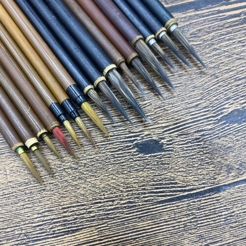 Rat whisker hook line brush, stone badger, small leaf tendon, thin gold style calligraphy student fine brush painting, large, medium and small Gui brush wholesale