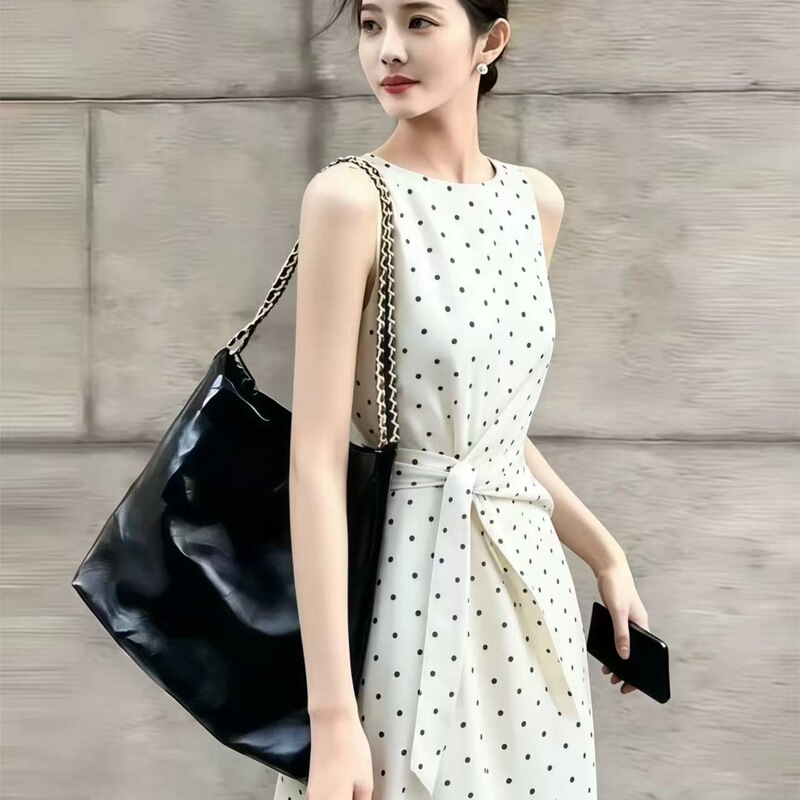 2026 Summer Elegant White Polka Dot Vest Dress for Women 100kg Plus Size Waist-Cinching Slimming Sleeveless Long Dress 2026 Summer Elegant White Polka Dot Vest Dress for Women 100kg Plus Size Waist-Cinching Slimming Sleeveless Long Dress