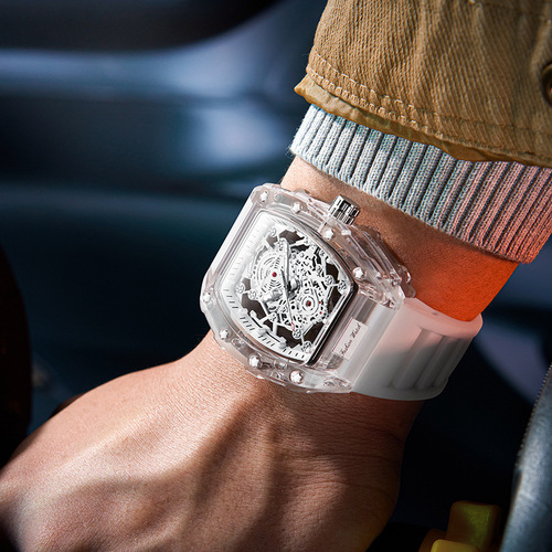 新款金诗顿跨境手表男士透明镂空酒桶形时尚腕表防水石英表批发