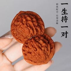 Wenwan walnut bracelet carefully selected unicorn pattern official hat disc to play hand piece four-story lion head walnut beads wholesale
