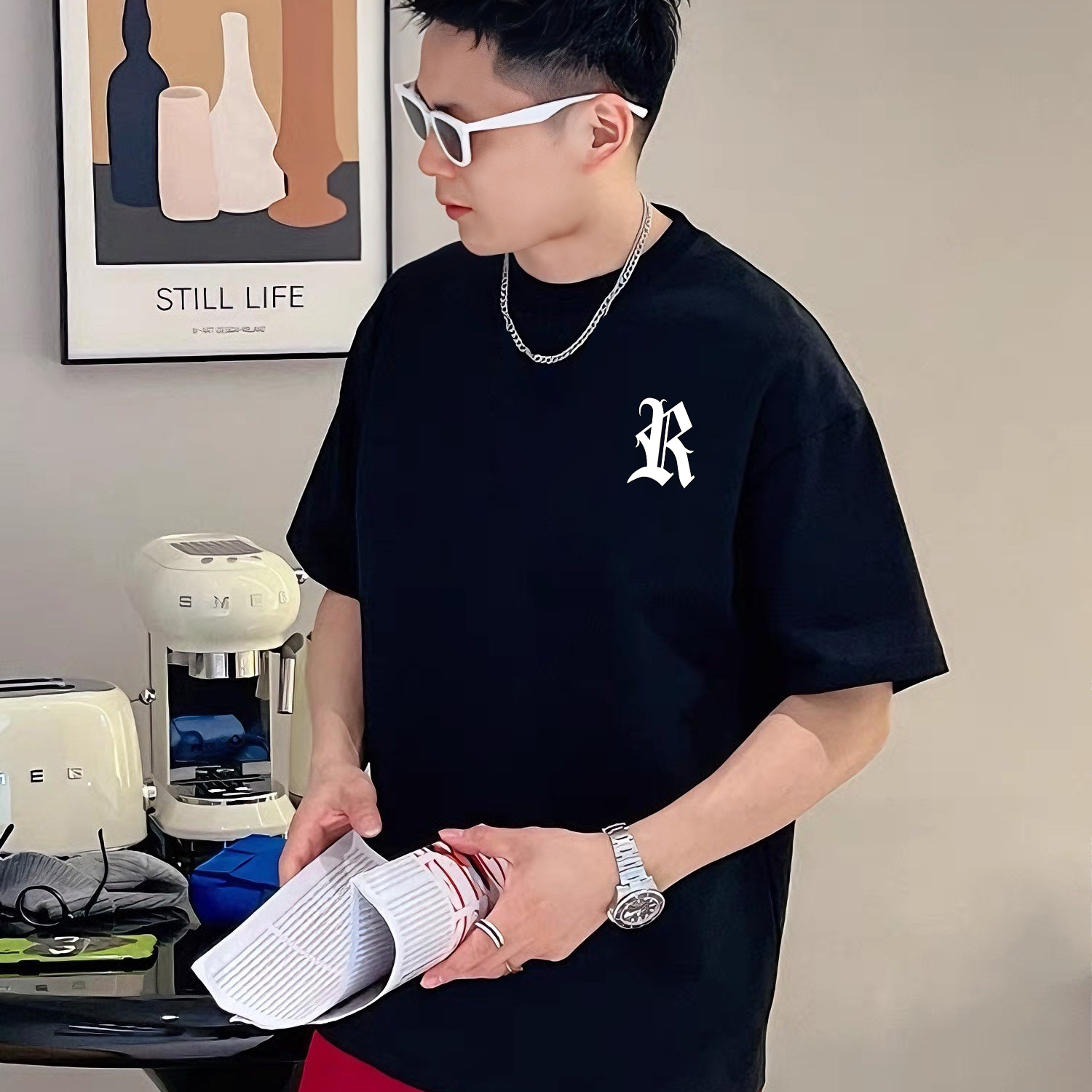 검은색 작은 변화 R