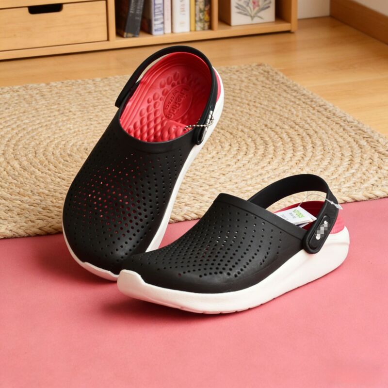 Crocs-Style Clogs for Men, Non-Slip, Large Size, Outdoor Wear, Comfortable Sandals for Men and Women, Casual Closed-Toe Beach Slippers