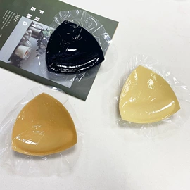 胸贴、乳贴;胸垫、插片;束缚带塑体衣
