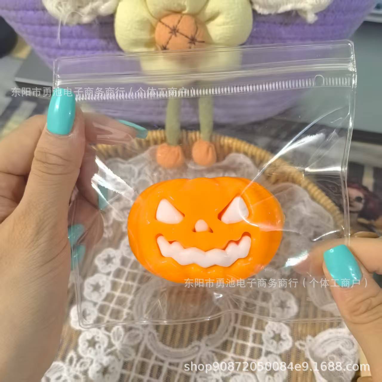 Nuevo Halloween transfronterizo descompresión ventilación pellizco juguetes de calabaza fantasma material de goma blanda super barro sensación de mano lote