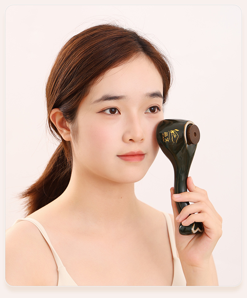 Ceramic Moxibustion Head Therapy Comb Ruyi Tao Hua Jiu Set with 20 Moxa Sticks and Essential Oil for Scalp Meridian Care preparation