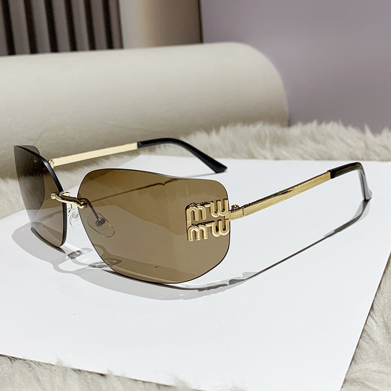 Ty8849 New Fashion European and American Curved Rimless Sunglasses Trendy Letter Influencer Same Style Sunglasses Sunglass