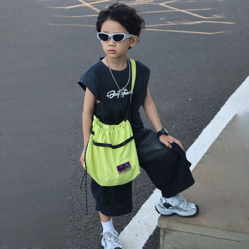 Bolso de hombro para bebé coreano de gran capacidad Bolso de mensajero para niños con cordón de aire extranjero Bolso para niños de viajes deportivos de ocio