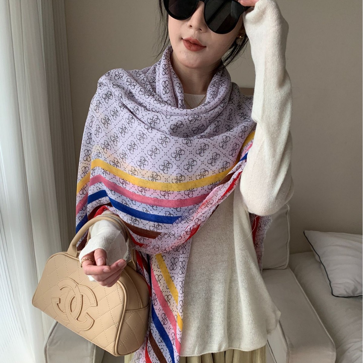 2024 nuevo bufandas de seda a rayas de protección solar, bufandas de moda femeninas, bufandas de invierno y otoño delgadas, bufandas de hombro