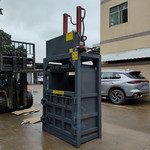 立式半自动推包机30吨铝制品压包机 100吨金属边角料压块机