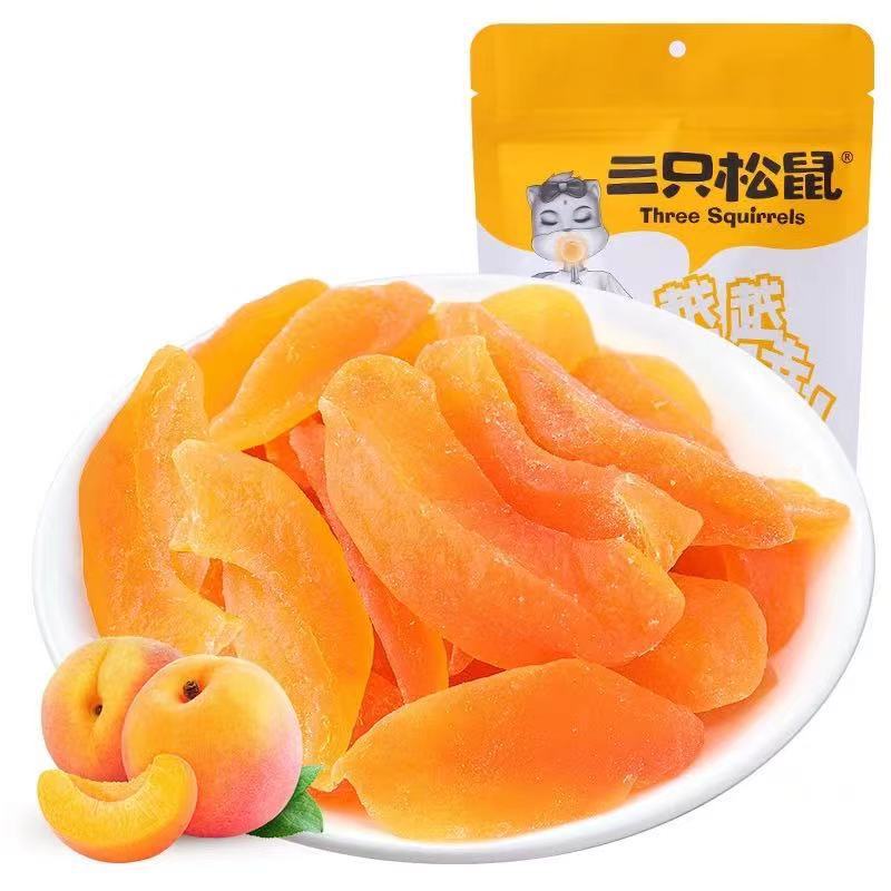 One piece drop shipping Three Squirrels dried yellow peaches 106g/bag casual snacks preserved fruits candied fruits dried peaches