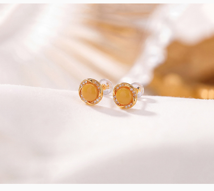 Bông tai bạc S925 mạ vàng đính ngọc bích tự nhiên hình học vòng xoắn nhẹ — Mật ong sáp chi tiết 4