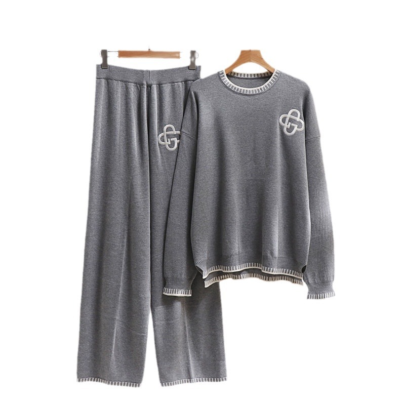 Damenbekleidung, modischer Anzug, Stickerei, Kontrastfarben, Nähte, lockerer Pullover, hohe Taille, weite Hose, gestrickter zweiteiliger Anzug_voghion.com