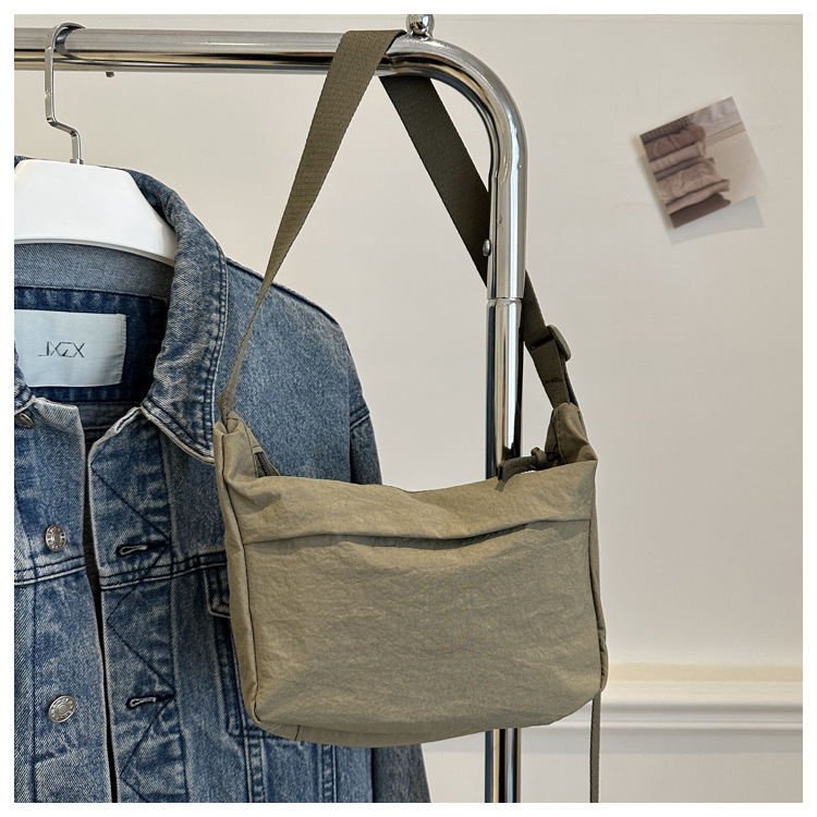 Internet celebridad personalizada moda simple especial todo partido bolsa de color sólido bolso de las mujeres diario casual moda crossbody bolso de hombro