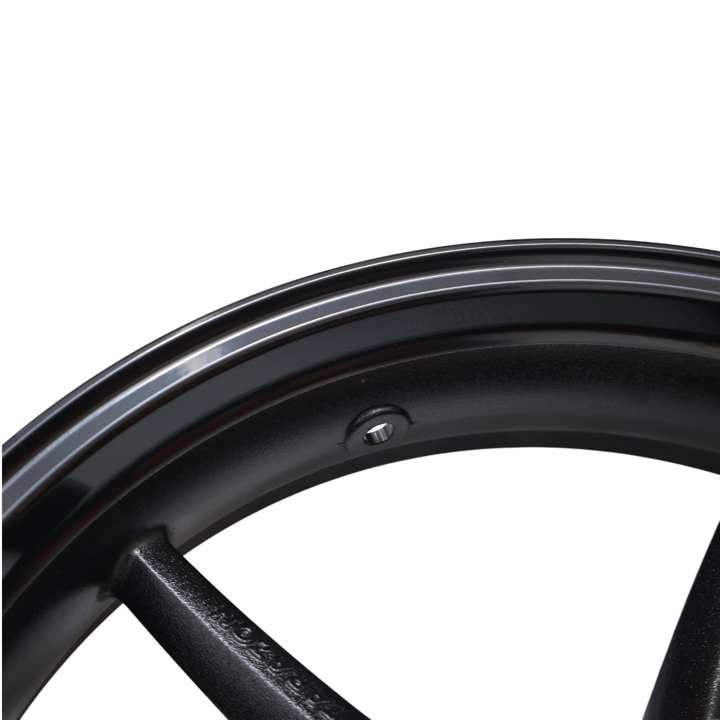 Compatible with Triumph DAYTONA 675/R front wheel hub, Street Triple 765 motorcycle rim, cast wheel hub