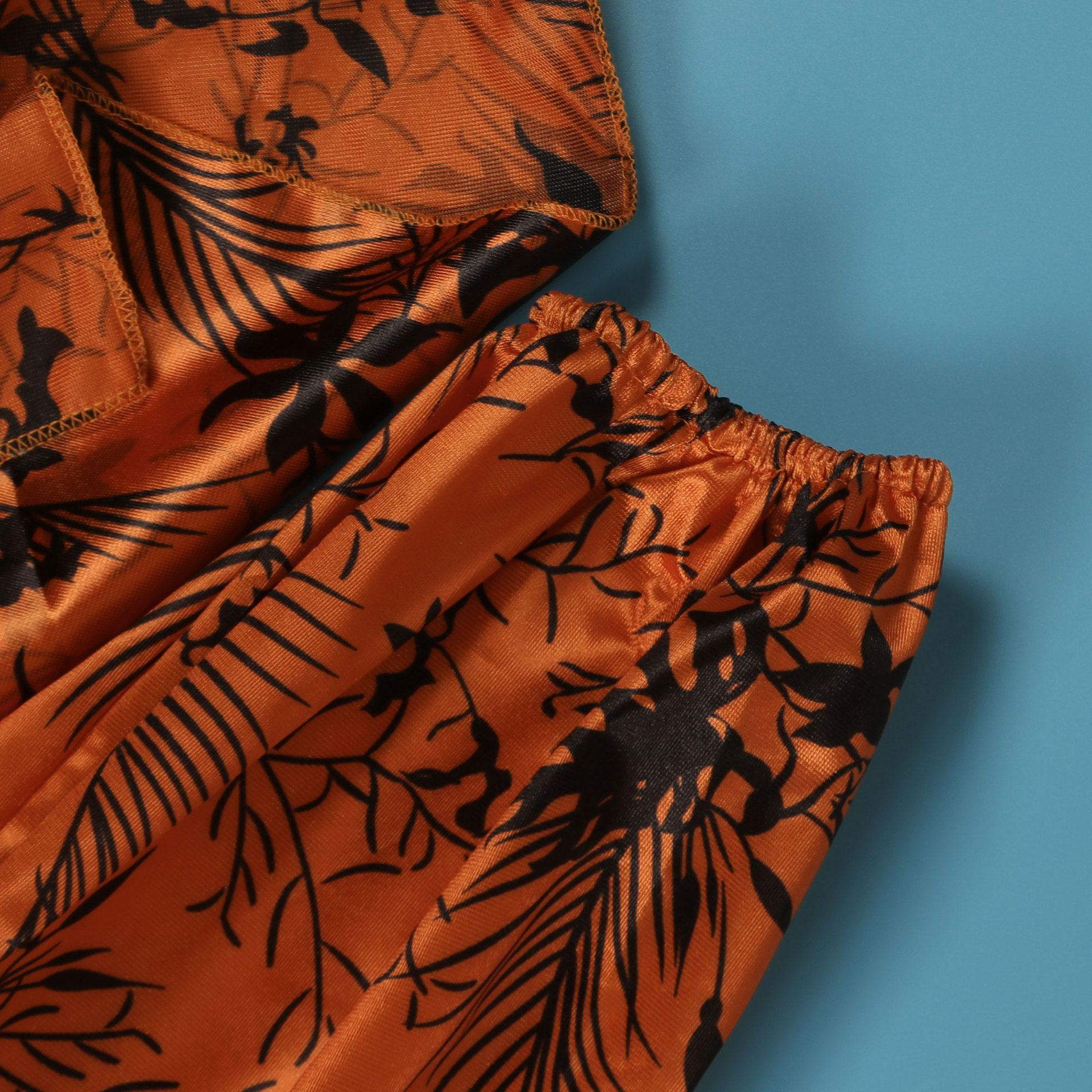 Women's Clothing Sexy Printed Ruffled Lantern Sleeve Hip Hugging Slim Fit Long Sleeve Dress_voghion.com