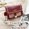 Shoulder bag for leisure, fashionable one-shoulder bag, western style, 2021 collection, Korean style