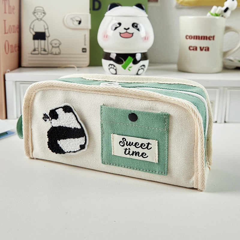 Caja de lápices de dibujos animados Reino Panda caja de lápices de gran capacidad 2024 Nueva Chica caja de papelería de alta apariencia papelería de almacenamiento