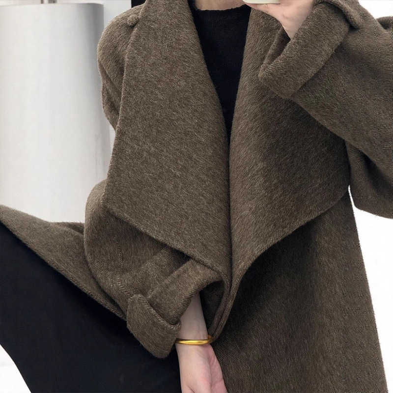 【Lazy Style Large Lapel】Autumn and Winter Atmosphere Bathrobe Style Double-Sided Wool Coat for Women with Stand Collar and Loose Waist Belt 【Lazy Style Large Lapel】Autumn and Winter Atmosphere Bathrobe Style Double-Sided Wool Coat for Women with Stand Collar and Loose Waist Belt