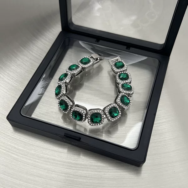 <18cm emerald> rock sugar bracelet m225