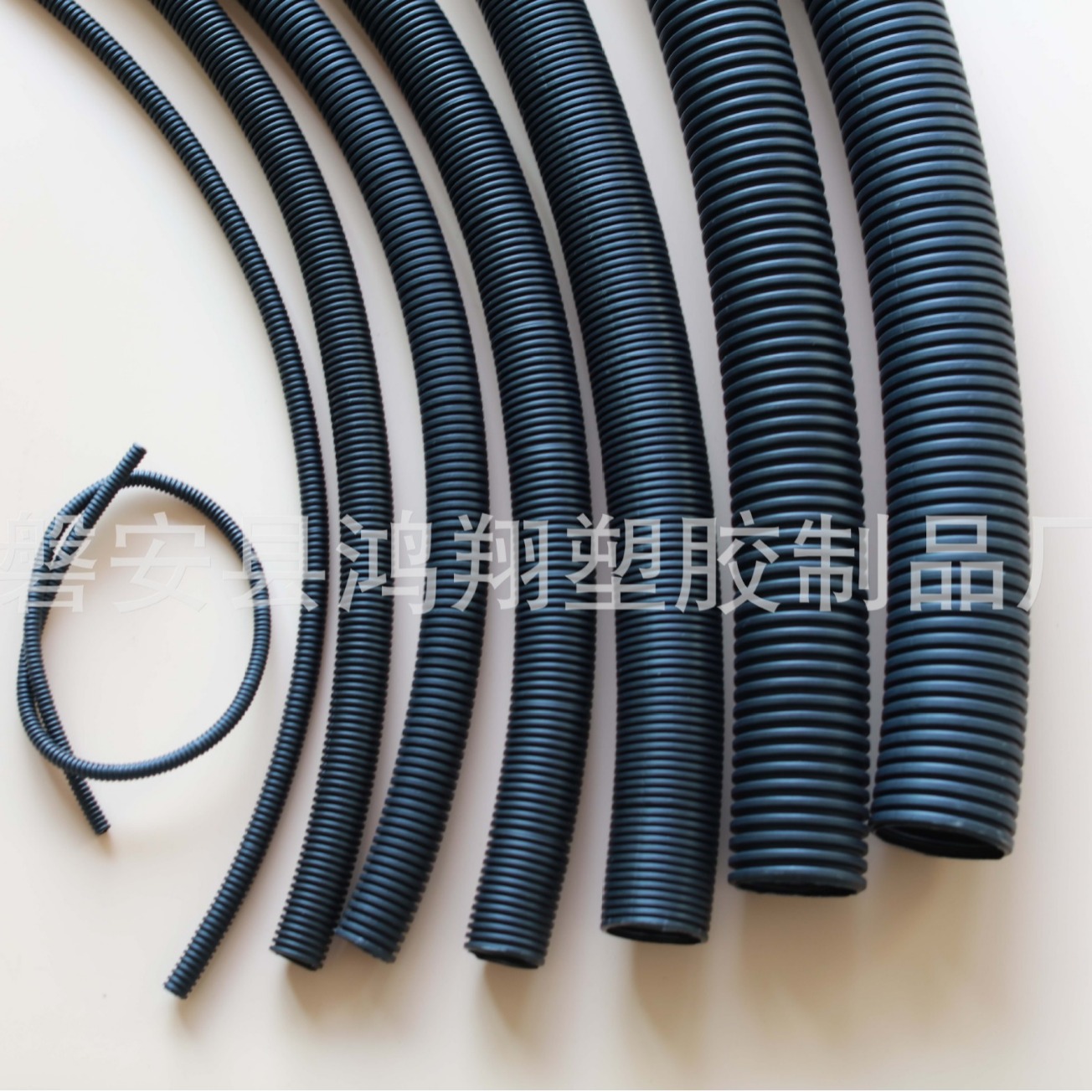 专业供应环保阻燃塑料波纹管 PP阻燃材质用于线束护套 汽车电线