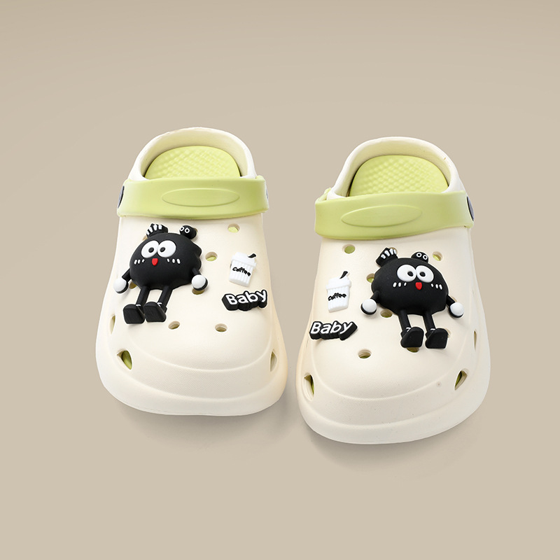 En nombre de los nuevos zapatos con agujeros de mierda, zapatillas de mujer, sandalias de playa de tacón con cordones de zapatos Baotou de verano 2025