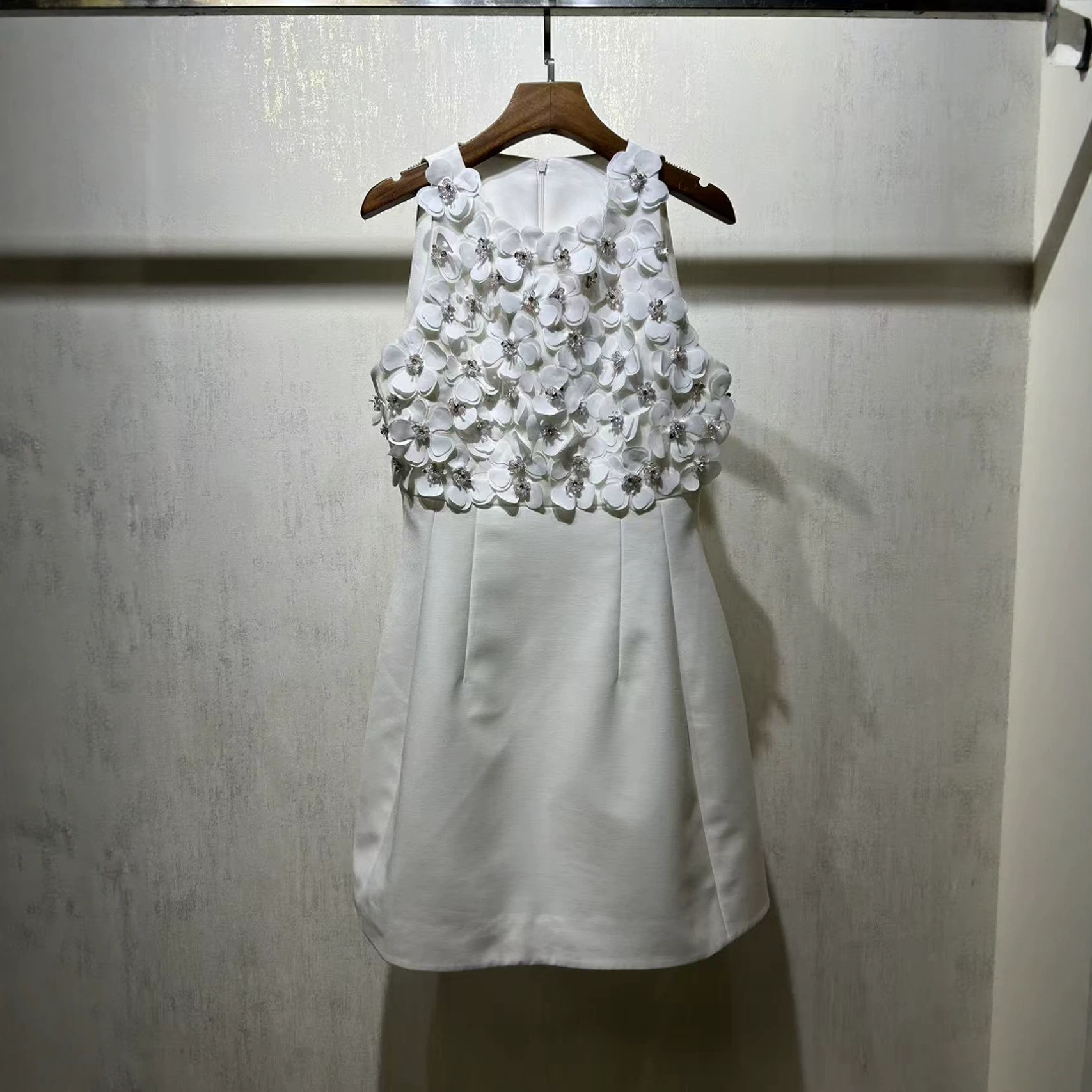 2026 New Arrival, Hot Selling Women's Dress for Important Occasions, Beautiful and Stylish Sleeveless Dress