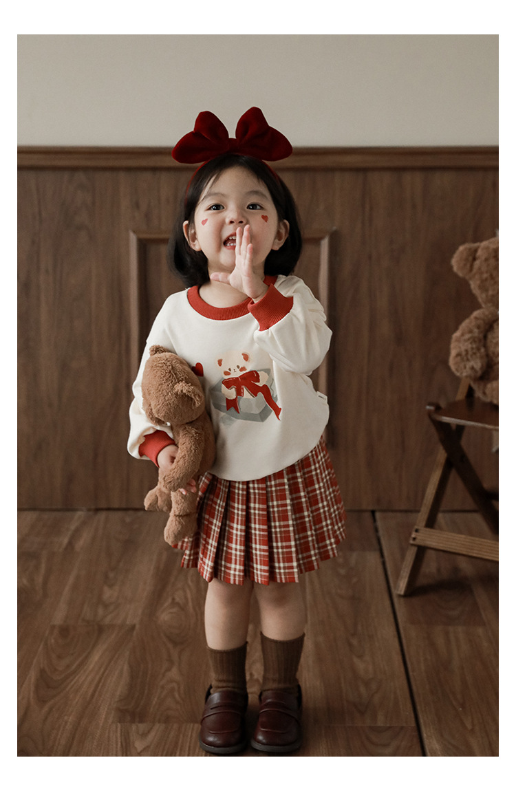 Qiu Duomeng Girls' Cartoon Little Bear Sweater Checkered Set 2024 New Spring and Autumn Children's Top Half Skirt_voghion.com