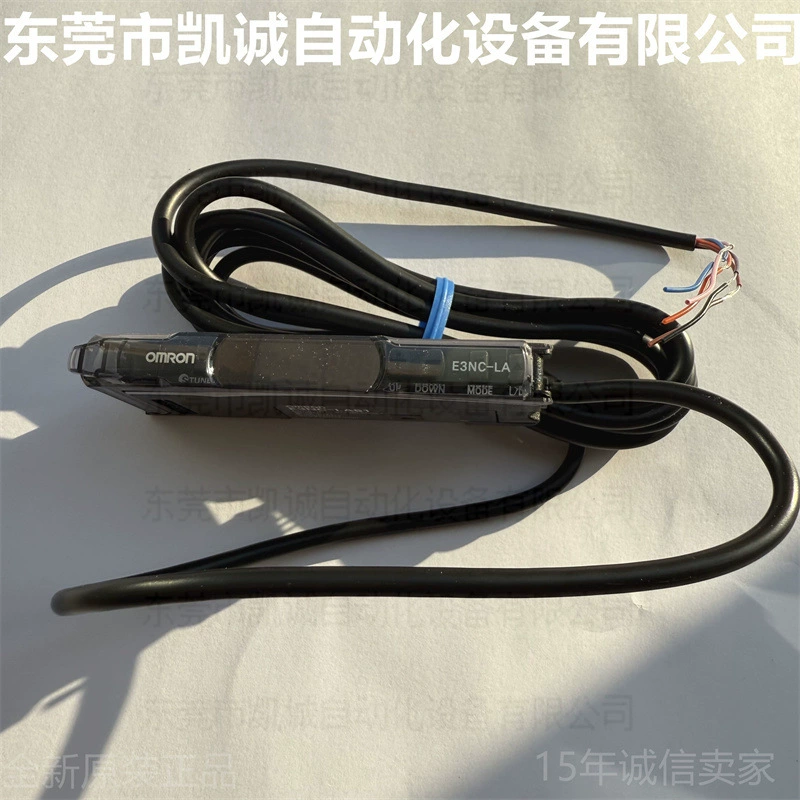 Omron, DC, умный сенсор с лазером, 30v