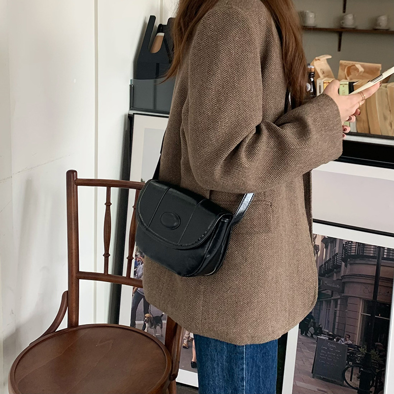 Women's Crossbody Saddle Bag, Versatile Leather Shoulder Bag_voghion.com