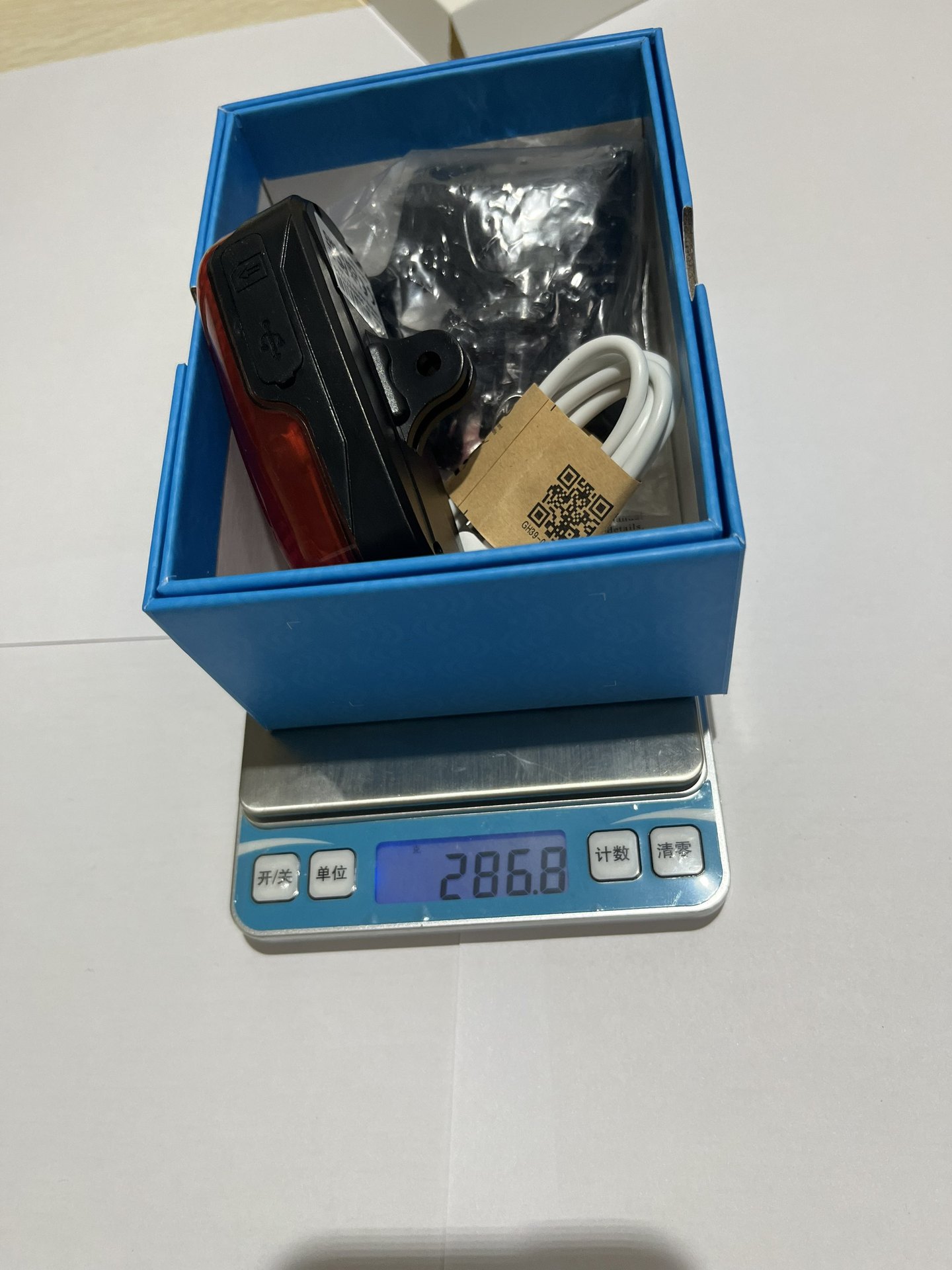 4Gtk906 Locator Bicycle Tail Light Anti-Theft Anti-Lost Waterproof Long Standby Global Version