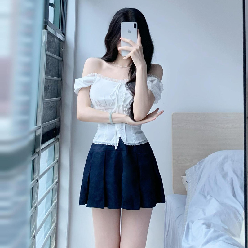 French Gentle and Sweet Lace Short-Sleeved Square-Neck Shirt, Elegant Lace Summer Design Short One-Shoulder Top