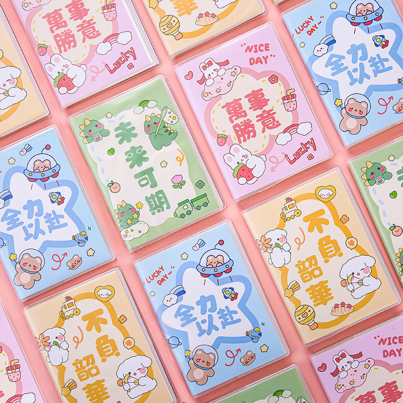 Lindo portátil de bolsillo A7 mini portátil cubierta de plástico cuaderno palabra libro portátil Bloc de notas portátil