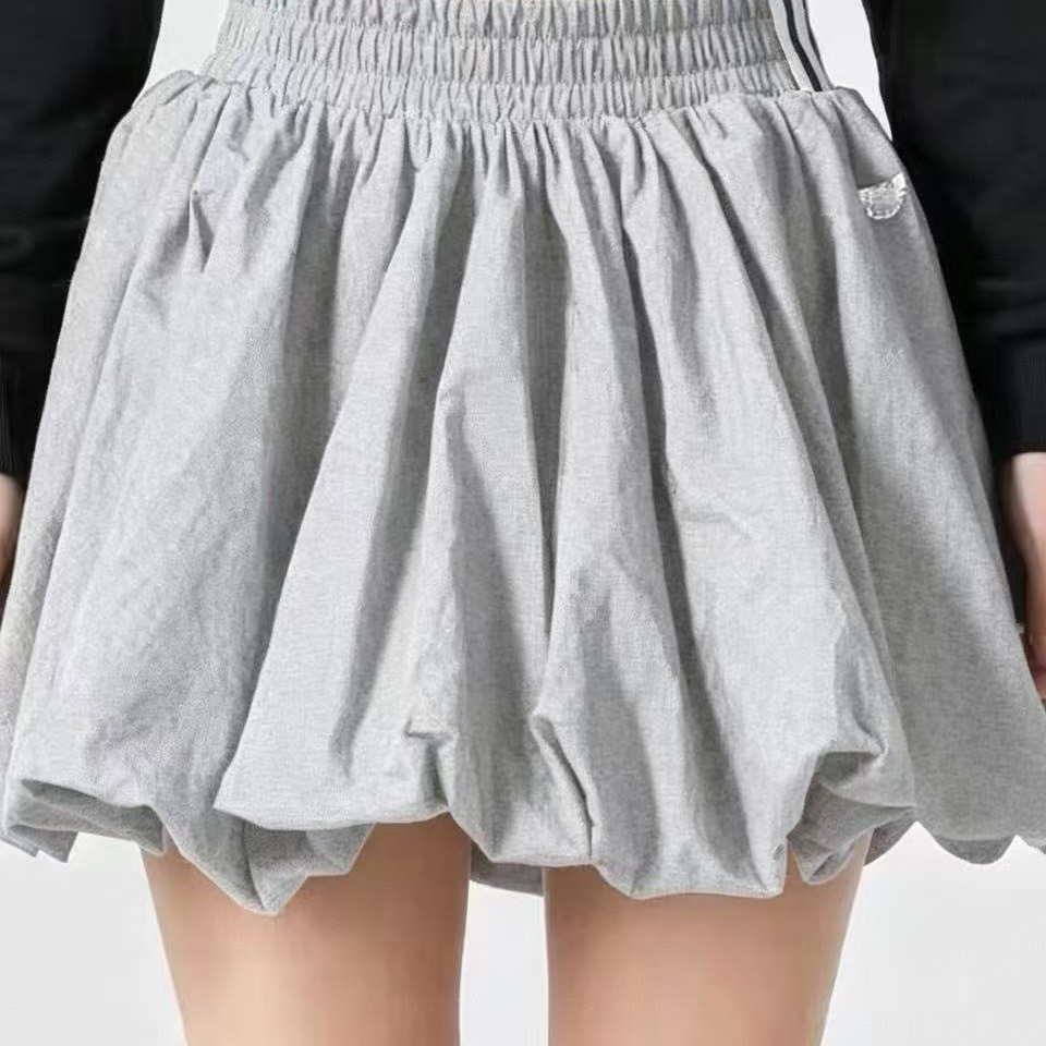 2026 New Women's Casual Summer Letter Embroidery Loose Layered Versatile Short Skirt College Style Slimming High-Waisted Skirt