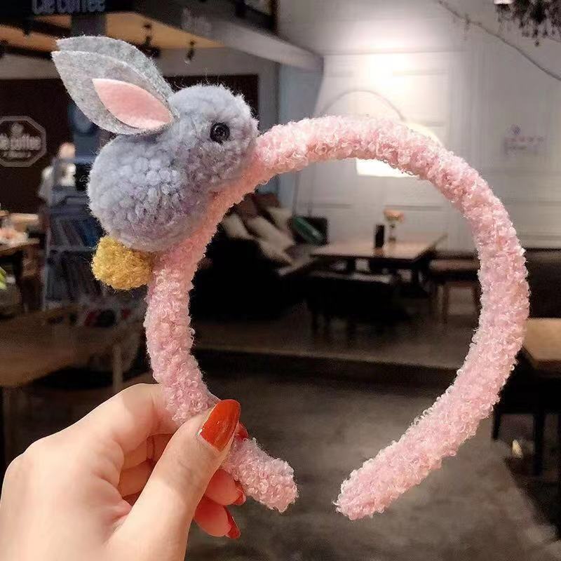 Gray Rabbit Poor