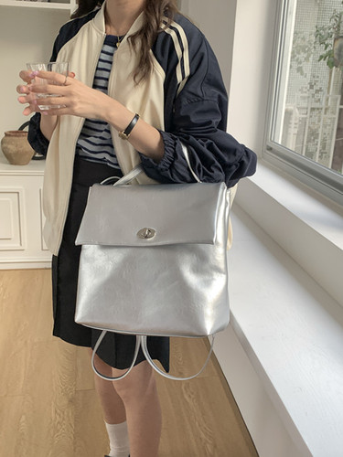 Minority Design Women's 2024 Autumn/Winter New Silver Large Capacity Commuter Versatile University Students Backpack