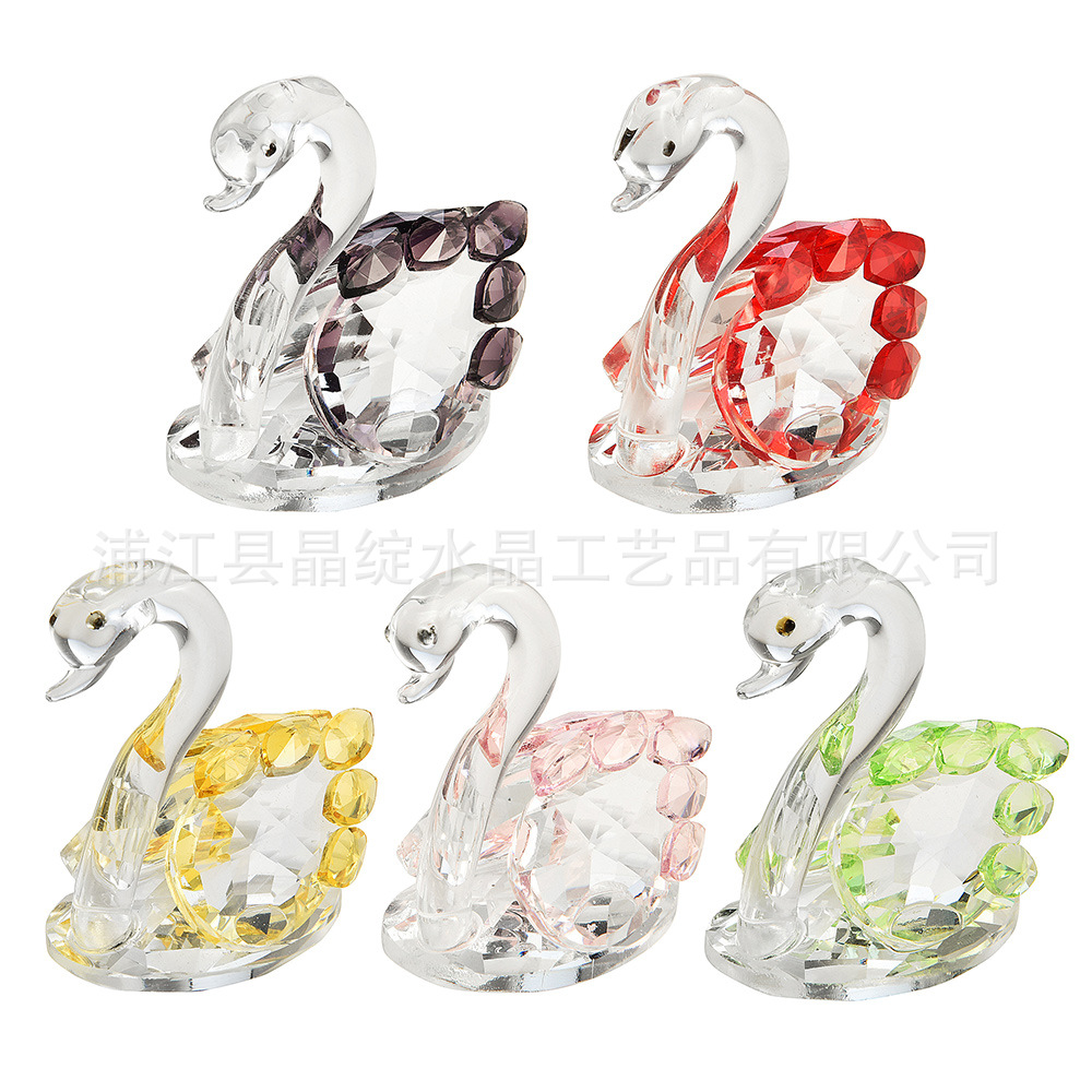 Fábrica de fuente multicolor opcional ins viento decoración del hogar de oficina pequeños regalos pequeños cisnes adornos de cristal de cinco colores